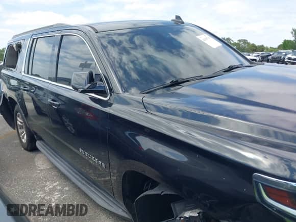 2018 Chevrolet Suburban LT with VIN 1GNSCHKC0JR273224, listed as a IAAI auction lot 42080783 with Not provided miles and . Bid and sale history available at DreamBid. Image 13.