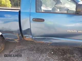 2003 Dodge 1500 ST z VIN 1D7HA16K53J652261, wystawiony jako IAAI lot #43422542 z przebiegiem 285 831 mil mil oraz . Historia ofert i sprzedaży dostępna na DreamBid. Obrazek 6.