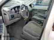 2010 Dodge Grand Caravan Hero z VIN 2D4RN3D10AR419845, wystawiony jako Copart lot #72013805 z przebiegiem 185 929 mil mil oraz Szkoda całkowita • Salvage title. Historia ofert i sprzedaży dostępna na DreamBid. Obrazek 7.