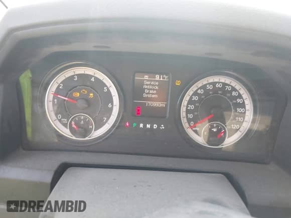 2019 Ram 1500 Tradesman with VIN 1C6RR6FG0KS681313, listed as a IAAI auction lot 42909541 with 170,993 mi miles and . Bid and sale history available at DreamBid. Image 7.