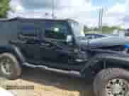 2007 Jeep Wrangler Unlimited Sahara с VIN 1J4GA59117L162954, выставлен на аукционе IAAI как лот 42709530 с пробегом Не указан миль и . История ставок и продаж доступна на DreamBid. Изображение 13.