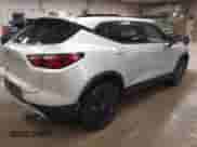 2020 Chevrolet Blazer LT z VIN 3GNKBHR46LS692566, wystawiony jako IAAI lot #42558126 z przebiegiem 73 449 mil mil oraz . Historia ofert i sprzedaży dostępna na DreamBid. Obrazek 4.