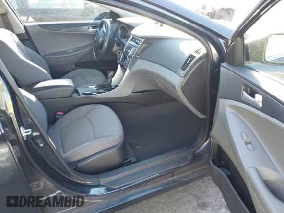 2012 Hyundai Sonata GLS with VIN 5NPEB4AC9CH362089, listed as a IAAI auction lot 43405367 with 121,781 mi miles and . Bid and sale history available at DreamBid. Image 5.