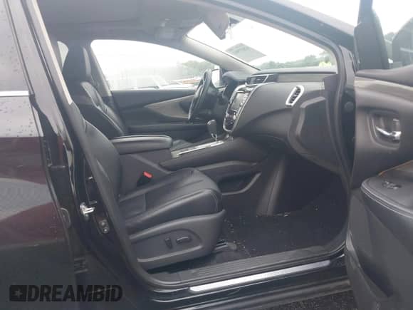 2018 Nissan Murano SV z VIN 5N1AZ2MH2JN126107, wystawiony jako IAAI lot #42637903 z przebiegiem 62 788 mil mil oraz . Historia ofert i sprzedaży dostępna na DreamBid. Obrazek 5.