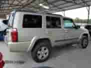 2008 Jeep Commander Sport with VIN 1J8HG48K98C129806, listed as a Copart auction lot 82295765 with 189,557 mi miles and Clean title. Bid and sale history available at DreamBid. Image 3.