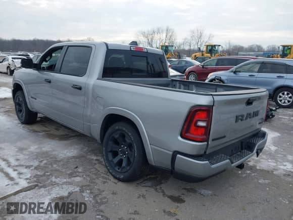 2025 Ram 1500 Lone Star z VIN 1C6RRFFG1SN537641, wystawiony jako IAAI lot #41563794 z przebiegiem 11 488 mil mil oraz . Historia ofert i sprzedaży dostępna na DreamBid. Obrazek 3.