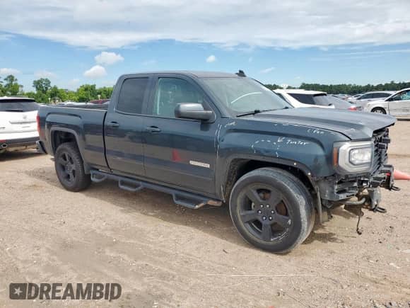 2018 GMC Sierra 1500 z VIN 1GTR1LEC5JZ252719, wystawiony jako Copart lot #66197045 z przebiegiem 151 960 mil mil oraz Szkoda całkowita • Salvage title. Historia ofert i sprzedaży dostępna na DreamBid. Obrazek 4.