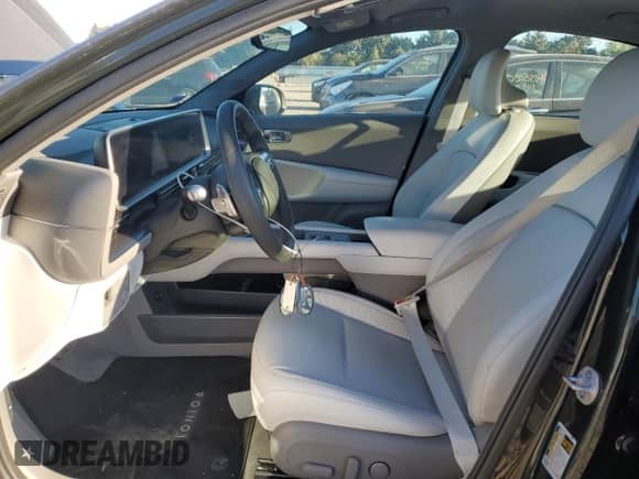 2024 Hyundai Ioniq 6 SEL с VIN KMHM34AC7RA057243, выставлен на аукционе Copart как лот 75056244 с пробегом 3 946 миль миль и Списание • Salvage title. История ставок и продаж доступна на DreamBid. Изображение 7.