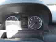 2011 Land Rover Range Rover Sport SC z VIN SALSH2E49BA261075, wystawiony jako IAAI lot #42090166 z przebiegiem 147 346 mil mil oraz . Historia ofert i sprzedaży dostępna na DreamBid. Obrazek 6.