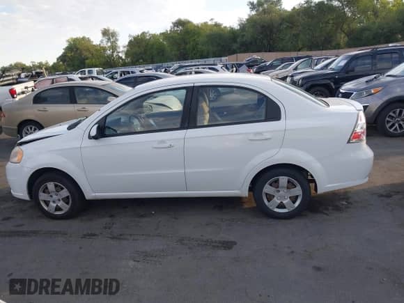 2011 Chevrolet Aveo 1LT с VIN KL1TD5DE2BB242775, выставлен на аукционе IAAI как лот 42820814 с пробегом 74 225 миль миль и . История ставок и продаж доступна на DreamBid. Изображение 14.