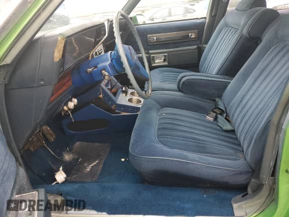 1986 Chevrolet Caprice с VIN 1G1BN69H0GX199034, выставлен на аукционе Copart как лот 55844705 с пробегом Не указан миль и Списание • Salvage title. История ставок и продаж доступна на DreamBid. Изображение 7.