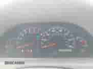 2005 Toyota Camry LE z VIN 4T1BE30KX5U957227, wystawiony jako IAAI lot #43258904 z przebiegiem 161 345 mil mil oraz . Historia ofert i sprzedaży dostępna na DreamBid. Obrazek 7.