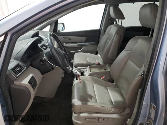 2013 Honda Odyssey Touring с VIN 5FNRL5H90DB044358, выставлен на аукционе Copart как лот 83942565 с пробегом 196 999 миль миль и Списание • Salvage title. История ставок и продаж доступна на DreamBid. Изображение 7.