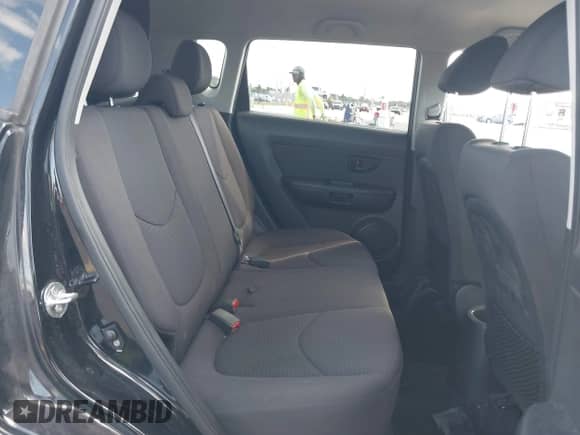 2013 Kia Soul с VIN KNDJT2A58D7584727, выставлен на аукционе IAAI как лот 43456863 с пробегом 47 478 миль миль и . История ставок и продаж доступна на DreamBid. Изображение 8.