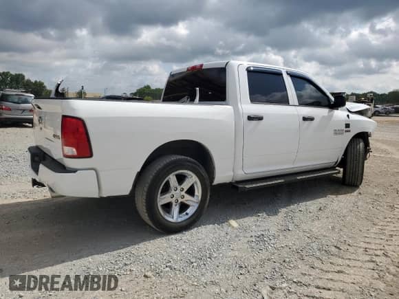 2016 Ram 1500 Express z VIN 3C6RR7KT7GG225865, wystawiony jako Copart lot #62386084 z przebiegiem 112 275 mil mil oraz Szkoda całkowita • Salvage title. Historia ofert i sprzedaży dostępna na DreamBid. Obrazek 3.