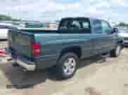 2000 Dodge 1500 с VIN 3B7HC13Y1YG139689, выставлен на аукционе IAAI как лот 42465513 с пробегом 172 559 миль миль и . История ставок и продаж доступна на DreamBid. Изображение 4.
