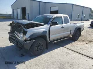 2015 Toyota Tacoma with VIN 5TFUX4EN1FX035767, listed as a Copart auction lot 65788175 with 102,046 mi miles and Salvage title. Bid and sale history available at DreamBid. Image 1.