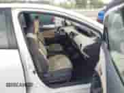 2016 Toyota Prius Two z VIN JTDKBRFU2G3522042, wystawiony jako IAAI lot #43234763 z przebiegiem 89 388 mil mil oraz . Historia ofert i sprzedaży dostępna na DreamBid. Obrazek 5.