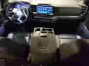 2024 Chevrolet Silverado 3500HD LT с VIN 1GC4YTEY6RF101886, выставлен на аукционе Copart как лот 71634544 с пробегом 47 224 миль миль и Списание • Salvage title. История ставок и продаж доступна на DreamBid. Изображение 8.