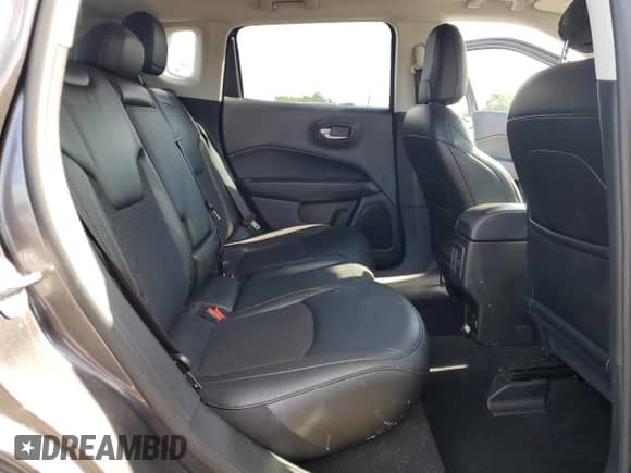 2019 Jeep Compass Latitude с VIN 3C4NJDBB5KT674790, выставлен на аукционе Copart как лот 69568045 с пробегом 93 821 миль миль и Списание • Salvage title. История ставок и продаж доступна на DreamBid. Изображение 11.