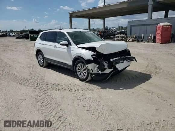 2019 Volkswagen Tiguan S с VIN 3VV1B7AX5KM086779, выставлен на аукционе Copart как лот 69936035 с пробегом 71 647 миль миль и На запчасти • Non repairable. История ставок и продаж доступна на DreamBid. Изображение 13.