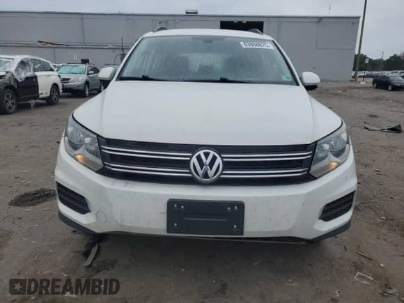 2017 Volkswagen Tiguan S с VIN WVGBV7AX2HK001676, выставлен на аукционе Copart как лот 83868875 с пробегом 113 101 миль миль и Списание • Salvage title. История ставок и продаж доступна на DreamBid. Изображение 5.