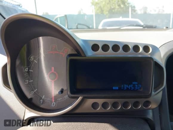 2012 Chevrolet Sonic LS с VIN 1G1JB5SH1C4100418, выставлен на аукционе IAAI как лот 42324868 с пробегом 134 532 миль миль и . История ставок и продаж доступна на DreamBid. Изображение 7.