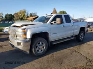 2016 Chevrolet Silverado 2500HD LT z VIN 1GC2KVEG6GZ390257, wystawiony jako Copart lot #80484535 z przebiegiem 141 256 mil mil oraz Szkoda całkowita • Salvage title. Historia ofert i sprzedaży dostępna na DreamBid. Obrazek 1.