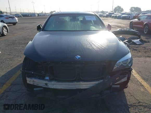 2014 BMW 7 Series 740i с VIN WBAYA6C57ED144071, выставлен на аукционе IAAI как лот 43340955 с пробегом 84 339 миль миль и . История ставок и продаж доступна на DreamBid. Изображение 13.