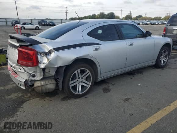 2008 Dodge Charger with VIN 2B3KA43R28H304575, listed as a Copart auction lot 86534745 with 166,030 mi miles and Salvage title. Bid and sale history available at DreamBid. Image 3.