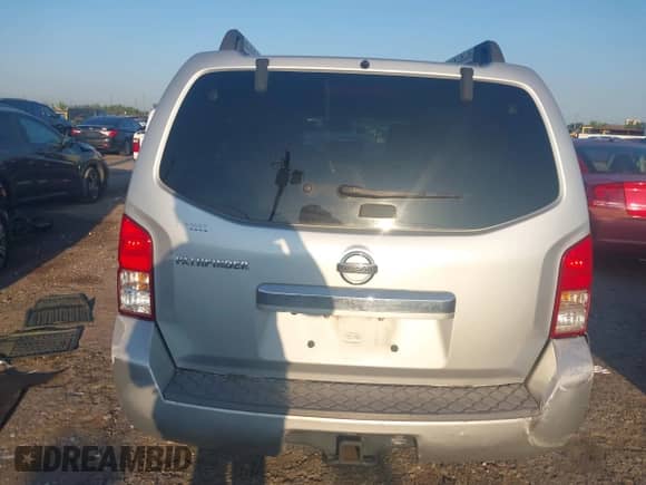 2012 Nissan Pathfinder SV with VIN 5N1AR1NN2CC601106, listed as a IAAI auction lot 42908430 with 256,099 mi miles and . Bid and sale history available at DreamBid. Image 16.