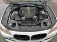 2012 BMW 7 Series 750i xDrive с VIN WBAKC6C5XCC396061, выставлен на аукционе Copart как лот 84295534 с пробегом 107 908 миль миль и Чистый • Clean title. История ставок и продаж доступна на DreamBid. Изображение 13.