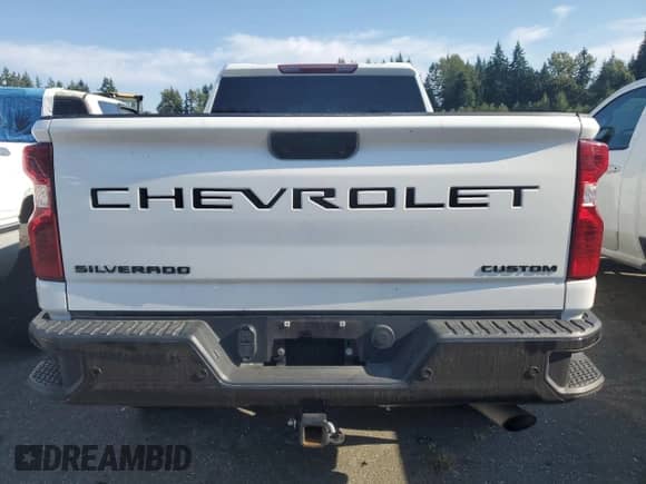 2024 Chevrolet Silverado 2500HD Custom с VIN 2GC4YME73R1116141, выставлен на аукционе Copart как лот 70229535 с пробегом 38 519 миль миль и Списание • Salvage title. История ставок и продаж доступна на DreamBid. Изображение 6.
