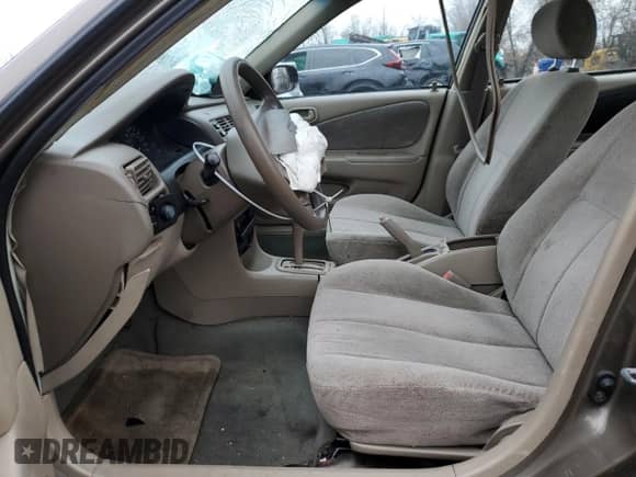 2000 Chevrolet Prizm с VIN 1Y1SK5283YZ425556, выставлен на аукционе Copart как лот 83388554 с пробегом 104 580 миль миль и Списание • Salvage title. История ставок и продаж доступна на DreamBid. Изображение 7.