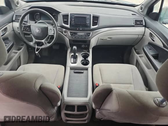 2019 Honda Pilot LX с VIN 5FNYF6H18KB059643, выставлен на аукционе Copart как лот 68585885 с пробегом Не указан миль и На запчасти • Non repairable. История ставок и продаж доступна на DreamBid. Изображение 8.