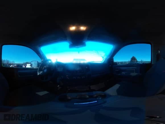 2014 Ram 1500 Express z VIN 3C6JR7AT8EG221836, wystawiony jako IAAI lot #41514614 z przebiegiem 100 214 mil mil oraz . Historia ofert i sprzedaży dostępna na DreamBid. Obrazek 18.