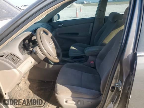 2006 Toyota Camry LE z VIN 4T1BE32K96U732506, wystawiony jako Copart lot #85538325 z przebiegiem Nie podano mil oraz Szkoda całkowita • Salvage title. Historia ofert i sprzedaży dostępna na DreamBid. Obrazek 7.