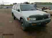 1998 Nissan Pathfinder XE with VIN JN8AR05Y2WW230268, listed as a Copart auction lot 70064444 with 231,657 mi miles and Salvage title. Bid and sale history available at DreamBid. Image 11.