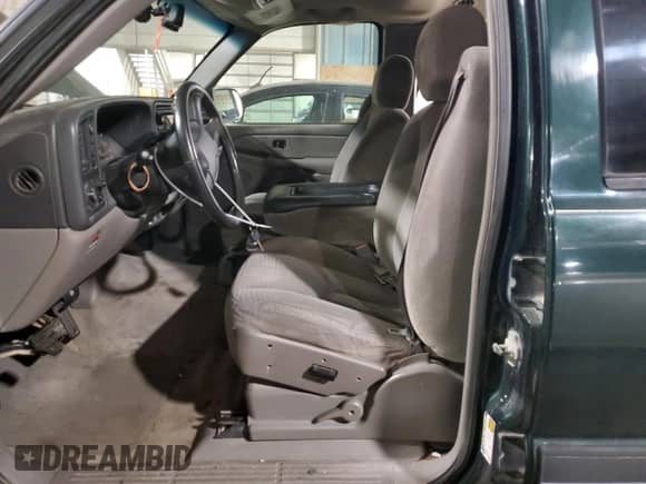 2004 Chevrolet Tahoe Special Service с VIN 1GNEK13V84J222418, выставлен на аукционе Copart как лот 85980244 с пробегом 254 907 миль миль и Списание • Salvage title. История ставок и продаж доступна на DreamBid. Изображение 7.