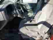 2002 Chevrolet S-10 LS z VIN 1GCCS19W928215093, wystawiony jako Copart lot #72353644 z przebiegiem 157 012 mil mil oraz Szkoda całkowita • Salvage title. Historia ofert i sprzedaży dostępna na DreamBid. Obrazek 7.