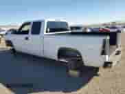 2006 Chevrolet Silverado 1500 LS z VIN 1GCEC19X16Z267767, wystawiony jako Copart lot #77700684 z przebiegiem Nie podano mil oraz Szkoda całkowita • Salvage title. Historia ofert i sprzedaży dostępna na DreamBid. Obrazek 2.