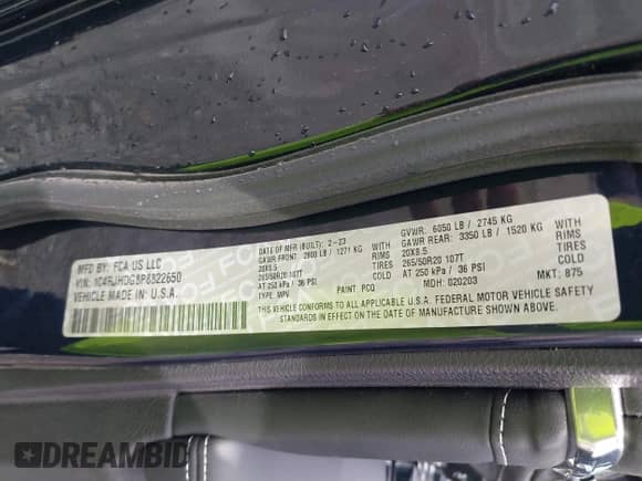 2023 Jeep Grand Cherokee Overland z VIN 1C4RJHDG8P8822650, wystawiony jako IAAI lot #42145252 z przebiegiem 63 100 mil mil oraz . Historia ofert i sprzedaży dostępna na DreamBid. Obrazek 9.