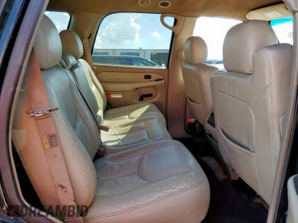 2003 Chevrolet Tahoe Z71 с VIN 1GNEK13Z63R126872, выставлен на аукционе Copart как лот 85562125 с пробегом Не указан миль и Списание • Salvage title. История ставок и продаж доступна на DreamBid. Изображение 11.