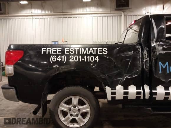 2012 Toyota Tundra с VIN 5TFUM5F13CX027580, выставлен на аукционе IAAI как лот 42296982 с пробегом 288 475 миль миль и . История ставок и продаж доступна на DreamBid. Изображение 19.