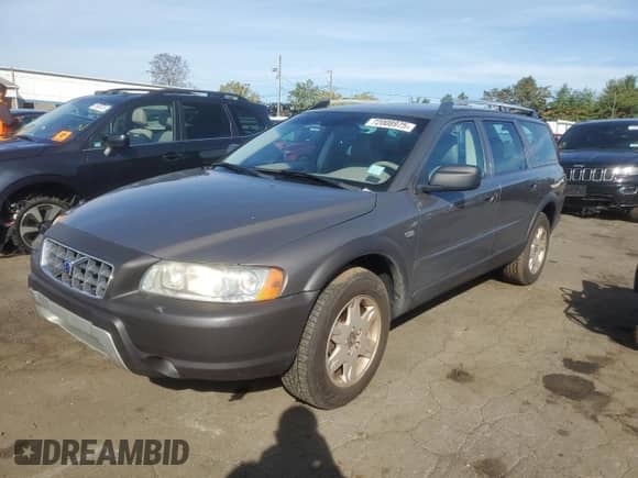 2006 Volvo XC70 with VIN YV4SZ592161209912, listed as a Copart auction lot 72008975 with 112,195 mi miles and Salvage title. Bid and sale history available at DreamBid. Image 1.