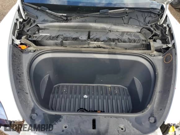 2023 Tesla Model Y Long Range with VIN 7SAYGDEE5PA054268, listed as a Copart auction lot 70775405 with 49,031 mi miles and Salvage title. Bid and sale history available at DreamBid. Image 11.