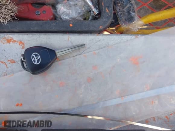 2008 Toyota Camry LE z VIN 4T1BE46K28U757010, wystawiony jako IAAI lot #43154035 z przebiegiem 155 869 mil mil oraz . Historia ofert i sprzedaży dostępna na DreamBid. Obrazek 11.