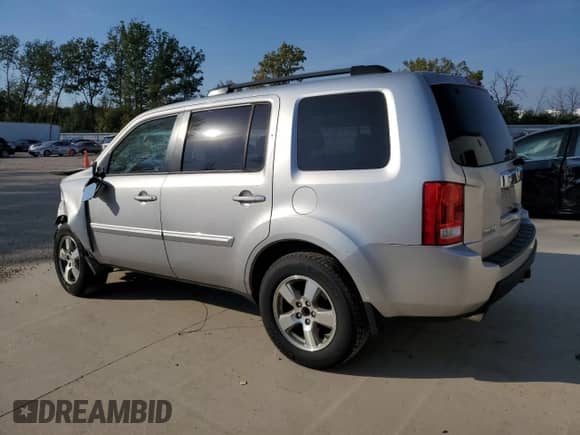 2010 Honda Pilot EX with VIN 5FNYF3H43AB002032, listed as a Copart auction lot 84880835 with 215,360 mi miles and Non repairable. Bid and sale history available at DreamBid. Image 2.