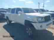 2007 Toyota Tacoma PreRunner with VIN 5TEJU62N27Z338028, listed as a IAAI auction lot 43435181 with 267,805 mi miles and . Bid and sale history available at DreamBid. Image 1.