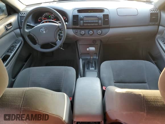 2005 Toyota Camry LE с VIN 4T1BE32K95U085958, выставлен на аукционе Copart как лот 82278075 с пробегом 155 026 миль миль и Списание • Salvage title. История ставок и продаж доступна на DreamBid. Изображение 8.